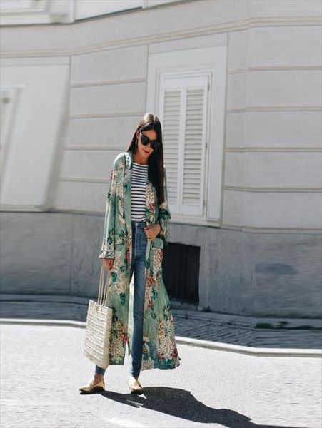 

2020 новых женщин bohemia цветочные кисточкой длинные кимоно крупногабаритные шали топы женская одежда камиза feminina дропшиппинг a35, White