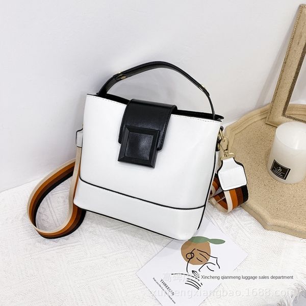 

mq7mh весна 2020 1e171 мешка способ темперамента мессенджер ведро мешок корейского универсальные одно плеча чистого красного текстура ведро