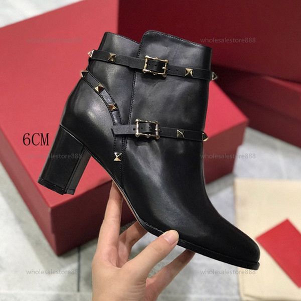

2021 womens high heels ankle boots winter leather shoes with granulated calfskin rivet new fashion australia cowboy combat booties, Black;red