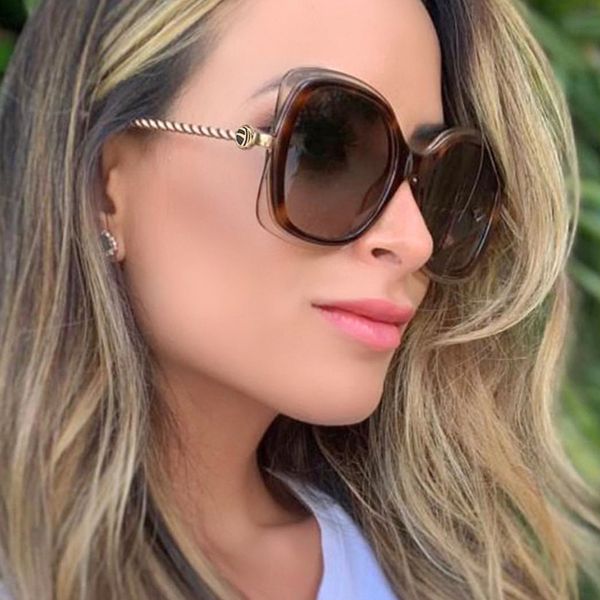 

qpeclou 2020 new unique twisted square sunglasses women fashion big frame square sun glasses woman brand designer, White;black