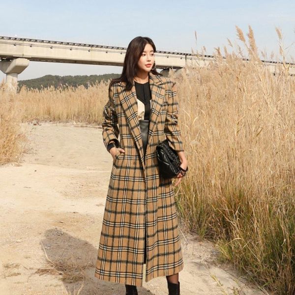 

winter 2020 new korean temperament suit collar double-breasted slim slim long long casual plaid wool coat women1, Black
