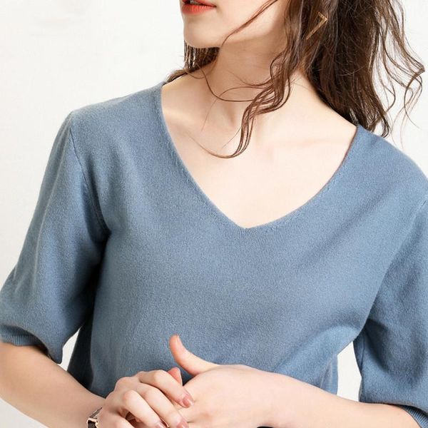 

2021 spring knit short sleeved bottoming shirt knit solid t blouse female v neck blouse half sleeve sweater drop shipping high quality, White;black