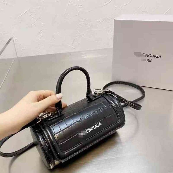 

bag women cylinder one shoulder menger handbag