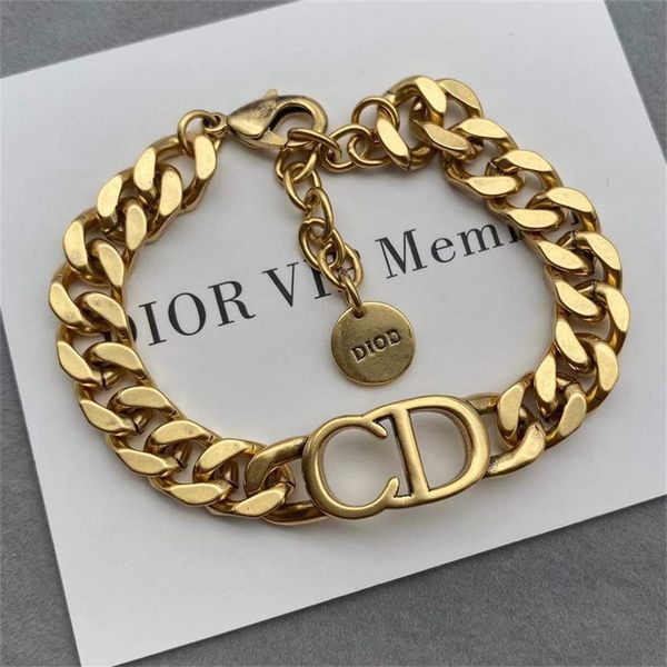

87% off wholesale shop bracelet hand decoration dark gold net red style autumn new thick chain elegant, Black