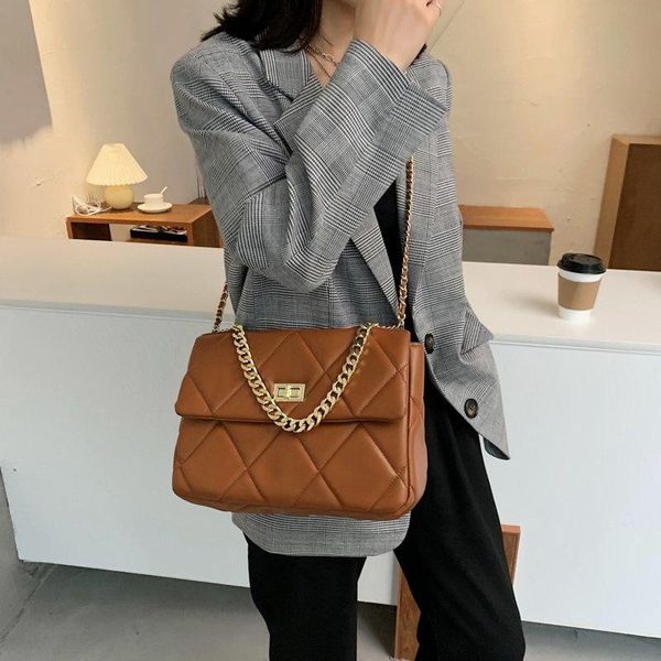 

new vintage soft leather luxury rivet handbags big women bags designer large ladies hand tote bag for women