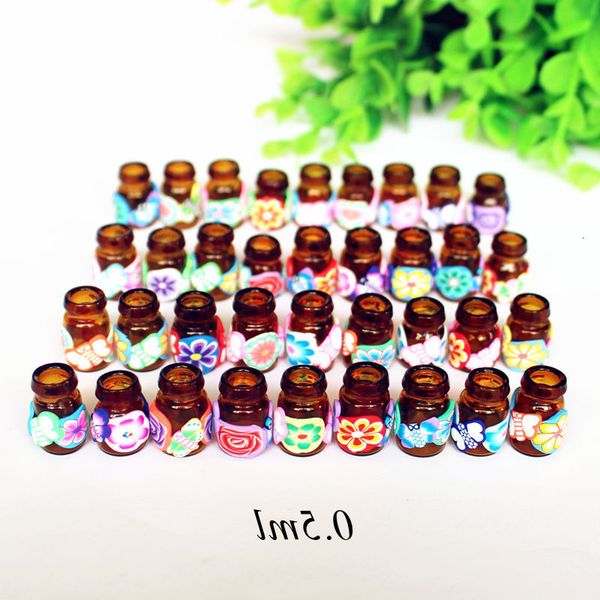 

a pack 10 units of miniature jewelry glass polyurethane clay, basic oil pendant bottles, mini perfume bottles