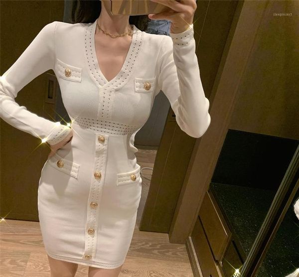 

french gentle wind niche reap waist button decoration knitting dress female qiu dong v-neck package hip render skirt1, Black;gray