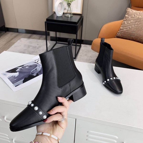 

designer womens boots luxury black pearl decoration leather round head low heel boots with box size 35-39