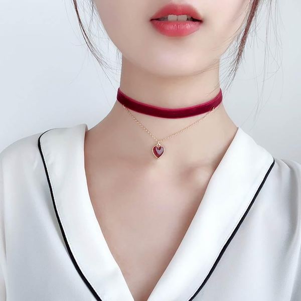 

korean version of the cute little red heart alloy drop oil and gas fashion versatile short necklace, Golden;silver