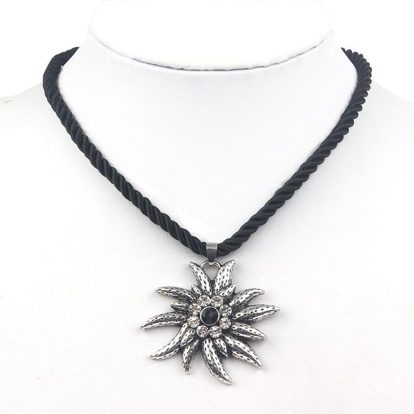 

chokers sehuoran fashion choker necklace crystal vintage ketting flower pendants jewelry, Golden;silver