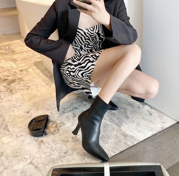 

shoes boots women new 2020 booties ladies zipper luxury designer ankle rubber high heel fashion pointy cotton fabric rome thin, Black