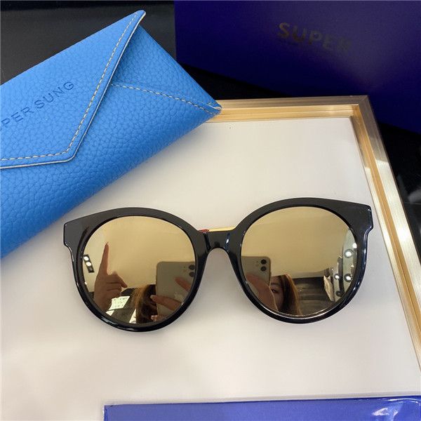 

054 fashion sunglasses with uv protection for men and women vintage square frame popular come with case classic sunglasses, White;black