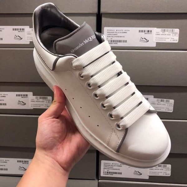 

alÃ¨xÃ nder mÃ§qÃ¹een black white platform classic casual sports skateboard shoes mens womens sneakers 3m reflective shoe sports tennis