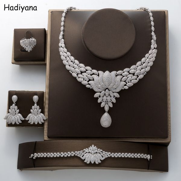 

wedding jewelry sets luxury shiny water drops flowers cubic zircon design new fashion for women tz8073 haar sieraden bruiloft, Silver