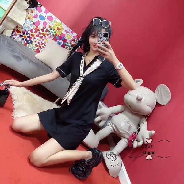 

2020 новой мода популярных дам черный белый воротник тонких тонкие высокие женщины и икроножное платье 1012, Black;gray