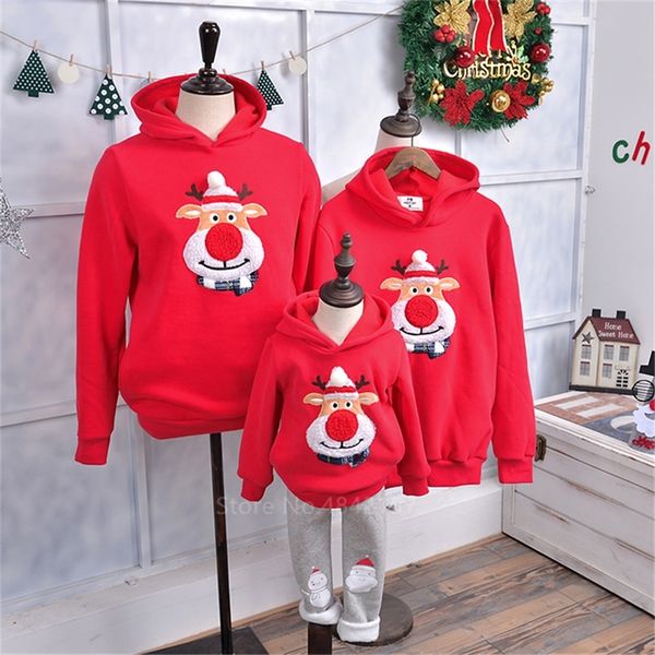 2020 Christmas Family Matching Outfits New Year Family Olhe Mãe e filha Roupas Red Elk Winter Quente Xmas Hoodies LJ201111