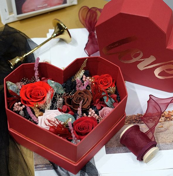 Herzförmige LIEBE Bronzing Blumenbox Hochzeit Verlobung Valentinstag Freundin Geburtstagsgeschenk Liebespaket Box