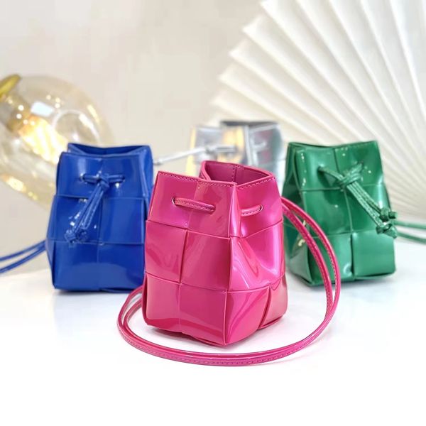

2022 new patent leather woven shoulder bags brand design personality drawstring bucket bag women crossbody bags