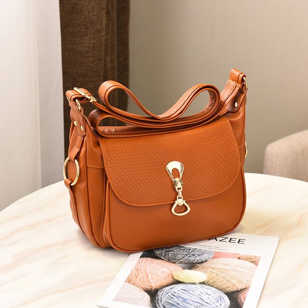 

hbp non-brand new large capacity new women's bag single shoulder messenger bag women's backpack middle aged mother sport.0018