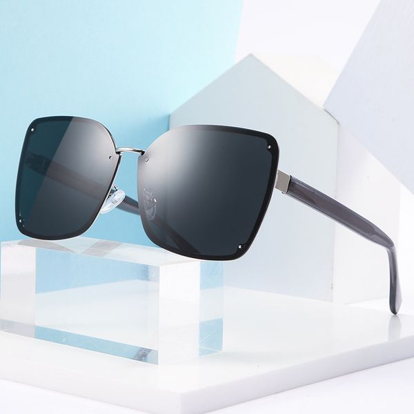 

2021 new vintage oversize sunglasses men eyeglasses for outdoor club goggles luxury shades oculos gafas 50018df, White;black