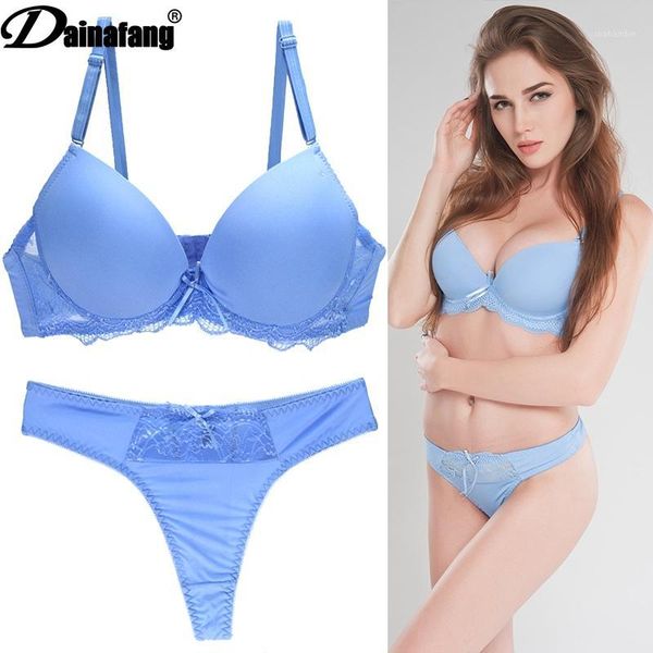 

new 2019 seamless one piece intimates bras & lingerie set for women ladies push up plunge bra dress set1, Red;black