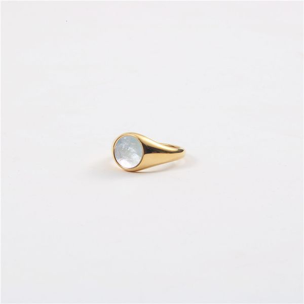 

round white fritillaria shell ring, Silver