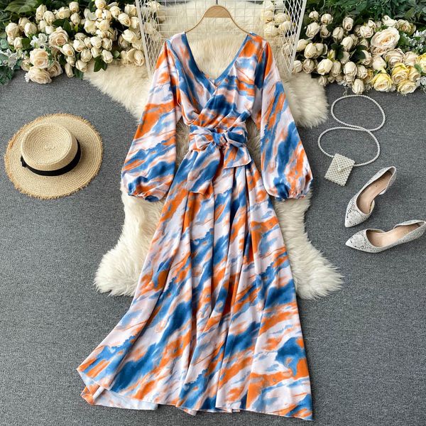 

2021 new female singing impression holiday neck puff the line elegant autumn bow tracks dressed long munt, Black;gray