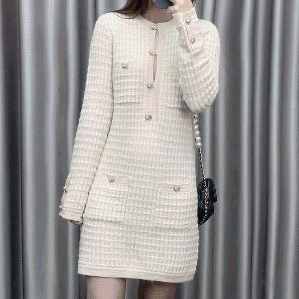

women's sweaters gold woven small incense style ladies pocket plaid long-sleeved beaded alpaca mid-length dress, White;black