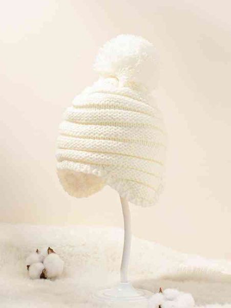 

baby pom knit hat she, Yellow