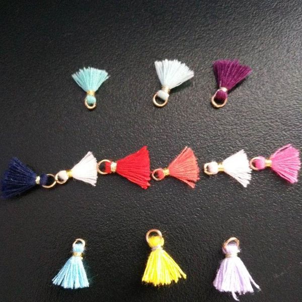 

100 шт. multicolor cotton mini tassel pend fringes diy ювелирные изделия серьги ожерелья ожерелье организаторы материал tassels кружева мате