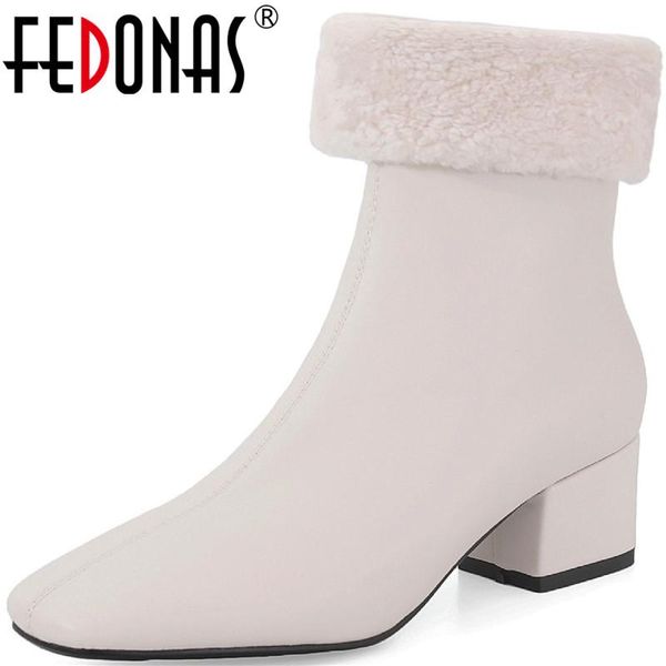 

fedonas 2020 зимняя мода женщины снег боты из натуральной кожи теплые ботинки для женщин классический свадеб толстые каблуках ботильоны, Black