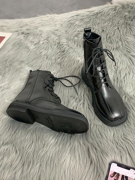 

2020 новое все-матч мода шнуровки дамы весной и осенью одиночные ботинки, Black