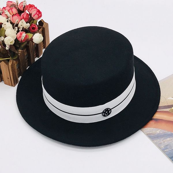 

2020 autumn and winter korean style british retro celebrities wool fashion letters women's flat hat, Blue;gray