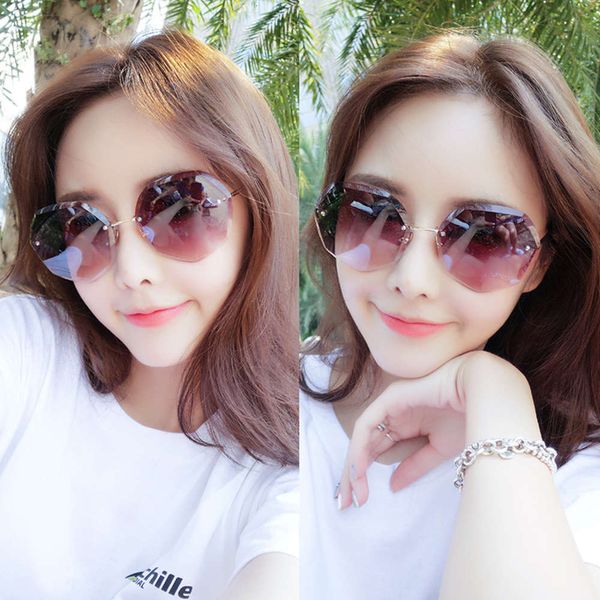 

rimless for new sunglasses cut edge women in 2020, White;black