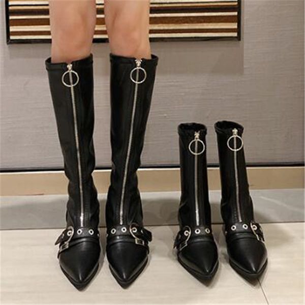 

autumn 2021 new knight-in-chief boots with thick heels and decorative metal belt buckles at knee-high height black front 50lw