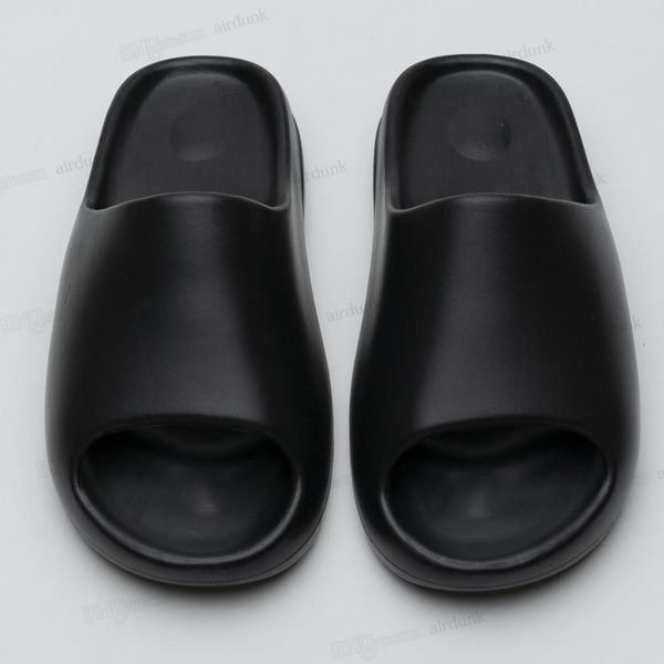 

2022 designer slippers men woman slider vermillion mineral blue onyx pure sandals slide slipper foam ochre runr bone resin clog desert with, Black