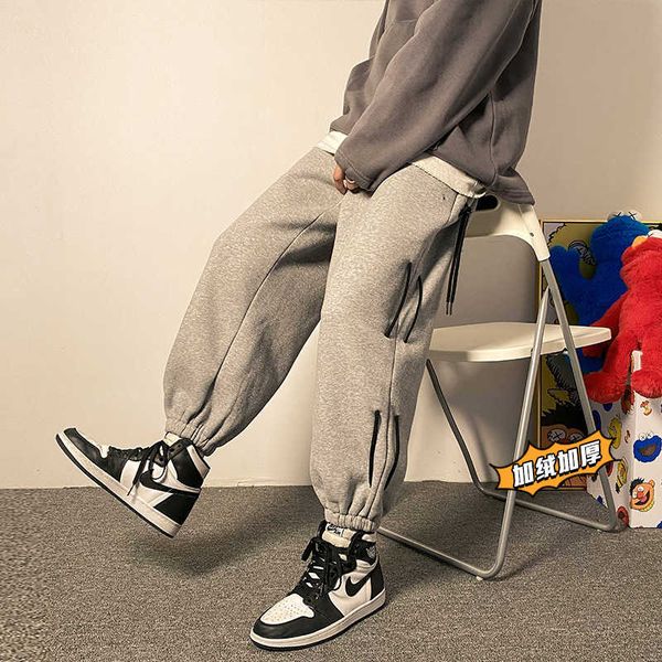 

2020 winter new large size loose plush thickened men's casual pants, Black