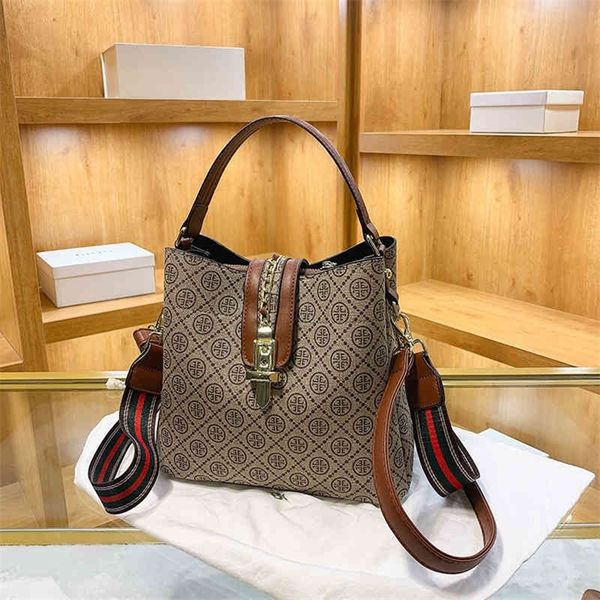 

sale 90% off women's bag new french old flower texture large capacity bucket one shoulder hand versatile messenger bag fashion