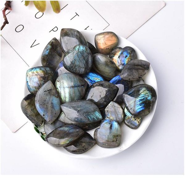 

1pc labradorite leaf heart natural stone crystal healing ornaments blue yellow calcite polished natural quartz reiki ore qylyau, Black