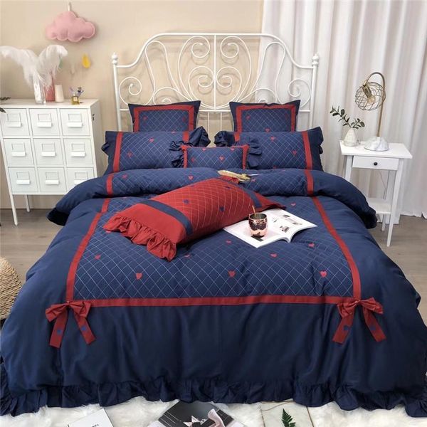 

37 4/7pcs red blue bedlinen soft bedclothes stars moon embroidery bedcover duvet cover pillowcase egyptian cotton bedding set