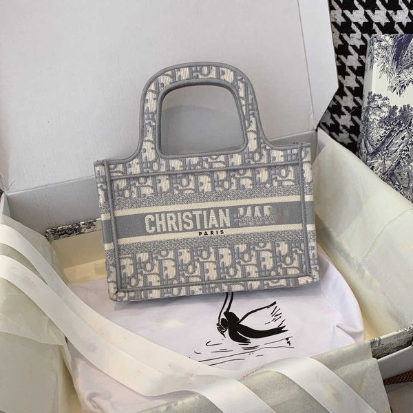 

new d family large book mini old flower tote canvas embroidery shopping bag handbag