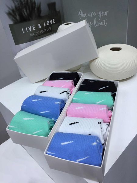 

fashion mens socks casual men sports socks 20fw new arrival men and women stockings clothing 5 pairs in box, Black
