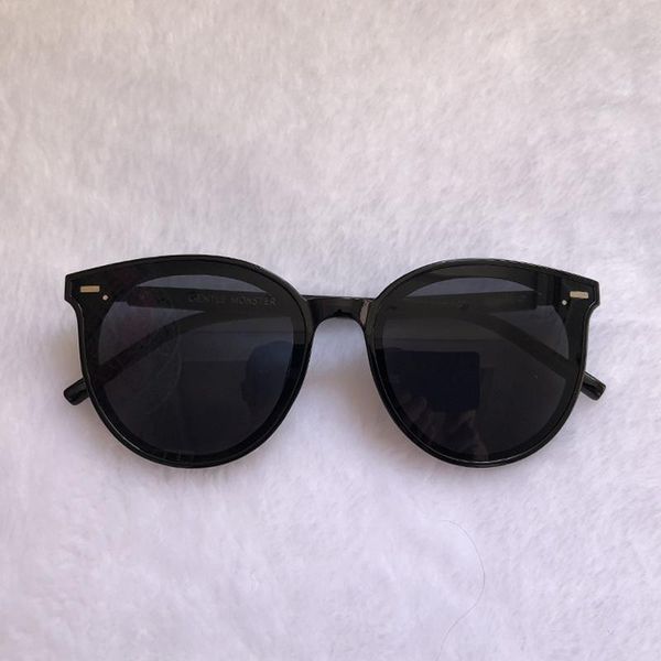 

sunglasses 2021 brand korean gentle designer women fashion lady elegant woman vintage sunglass star style east moon, White;black