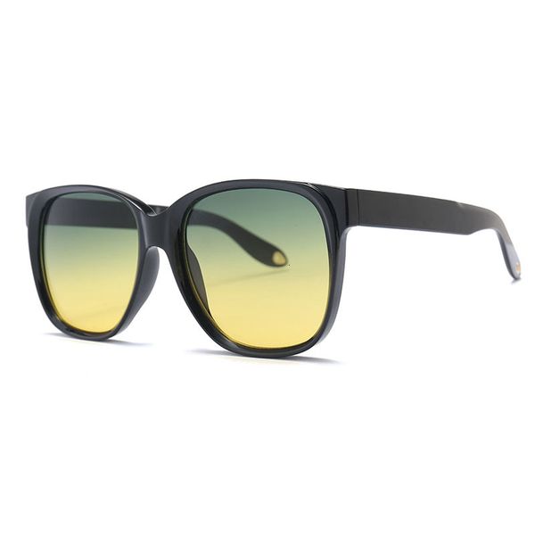 

2021 new vintage oversize sunglasses women sun glasses men shades for outdoor luxury eyewear oculos gafas 20026df, White;black