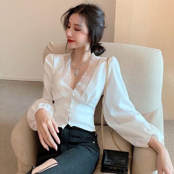 

2020 summer new slim long sleeve v-neck white small short lace edge shirt for women