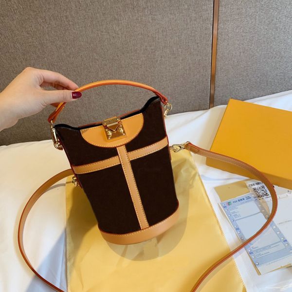 

handbag fashion ladies shoulder diagonal package leather bucket bag l flower new and