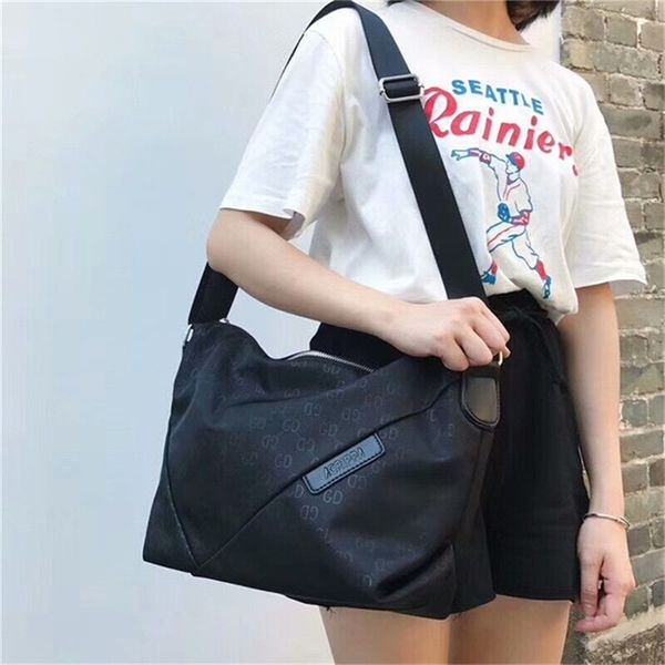 

sale 90% off new crescent shaped single shoulder messenger bag and women's sports horizontal postman travel bag wholesale store 12