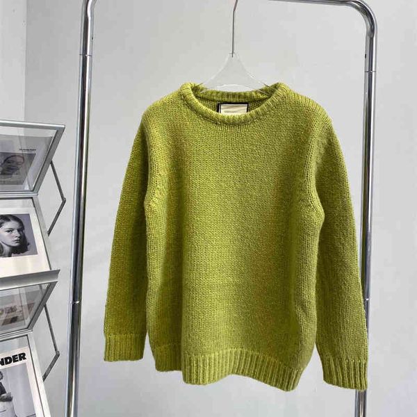 

2022 factory wholesale new autumn avocado sweater long sleeve pullover sweater knitted elastic leisure solid color women's top, White;black