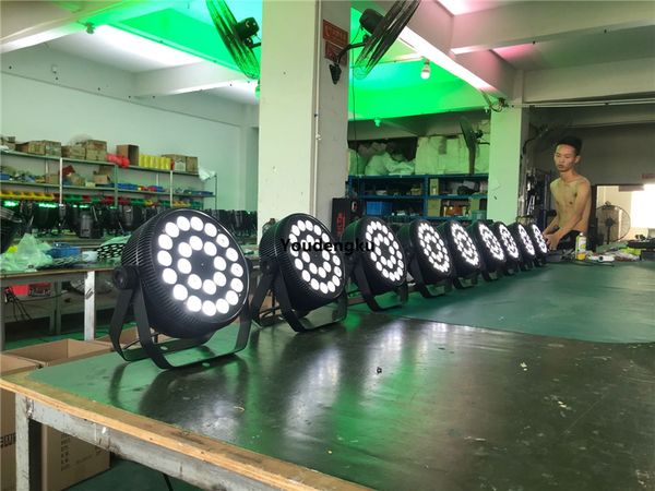 6 adet LED Düz Yuvarlak Sahne Par 24 * 12 W RGBW 4 in 1 Shell LED PAR64 Show Bar Night Club Show Düğün için