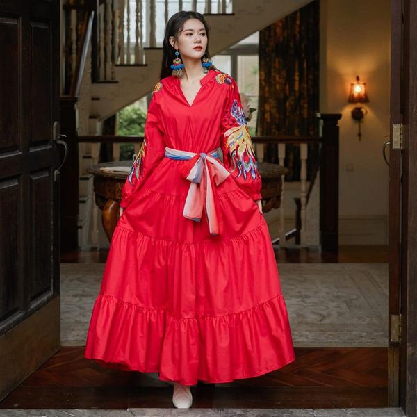 

video red phoenix embroidered dress send silk scarves to film, Black;gray